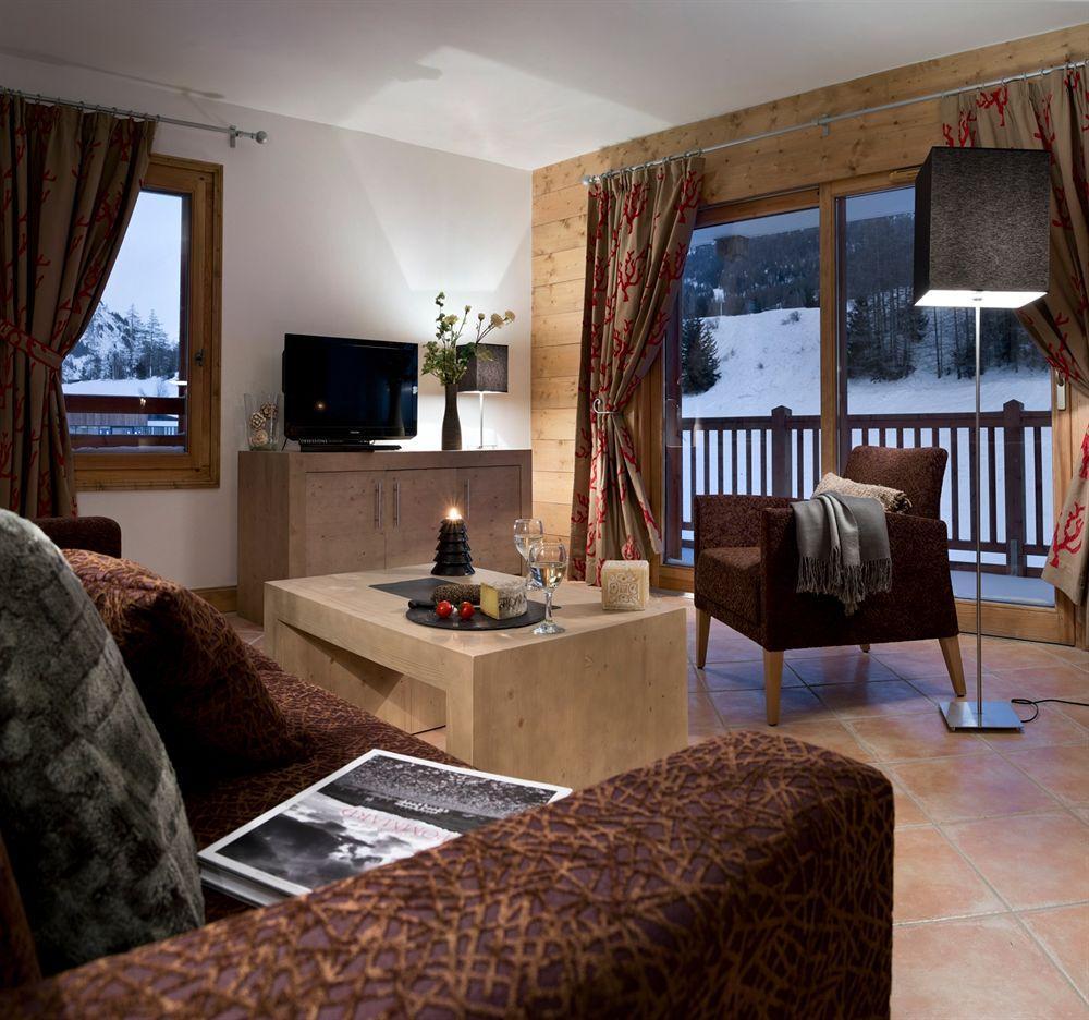 Residence Cgh Kalinda Les Boisses Exterior foto
